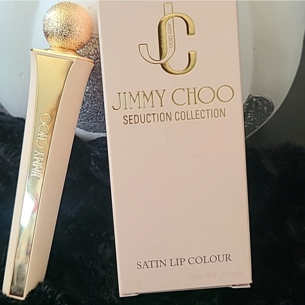 JIMMY CHOO NWT SEDUCTION COLLECTION SATIN LIP COLOR • CORAL KISS 004. ✨️